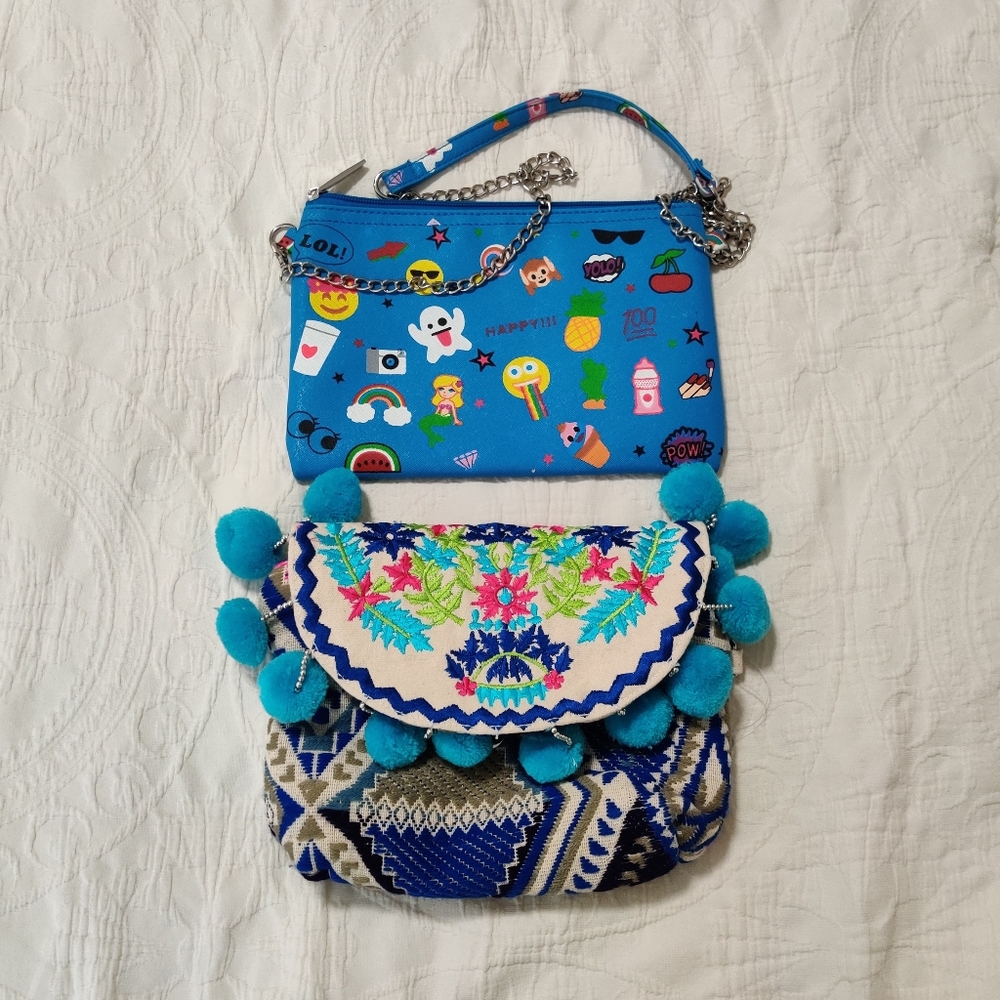 Girls' crossbody bag and cosmetic pouch. Bundle of 2.